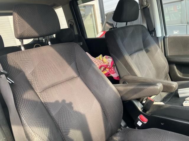 HONDA STEPWAGON SPADA 2010 Image 31