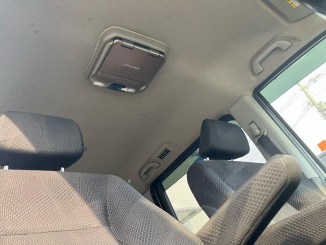 HONDA STEPWAGON SPADA 2010 Image 31