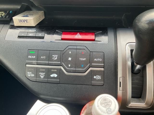 HONDA STEPWAGON SPADA 2010 Image 31