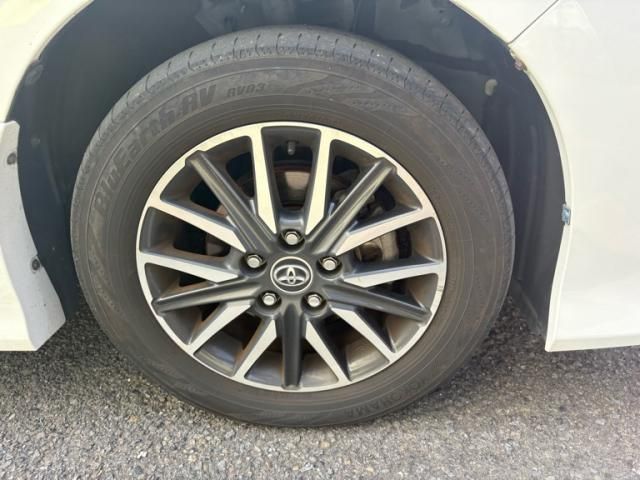 TOYOTA NOAH 2016 Image 31