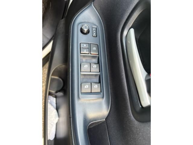 TOYOTA NOAH 2016 Image 31