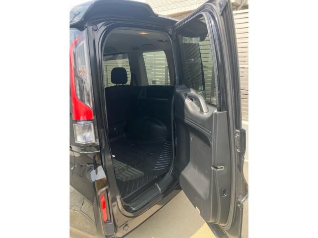 HONDA STEPWAGON SPADA 2015 Image 31