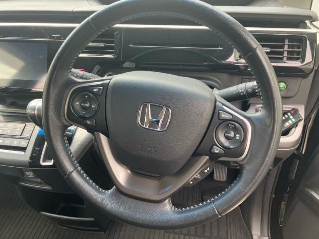 HONDA STEPWAGON SPADA 2015 Image 31