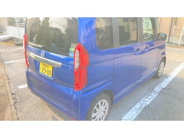 HONDA N BOX 2018 Image 31