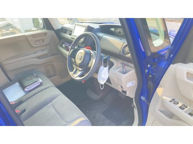 HONDA N BOX 2018 Image 31