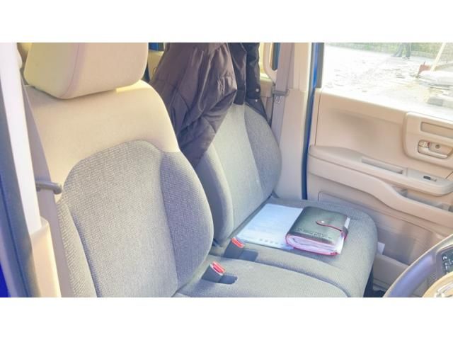 HONDA N BOX 2018 Image 31