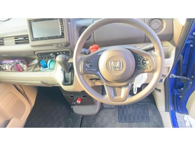 HONDA N BOX 2018 Image 31