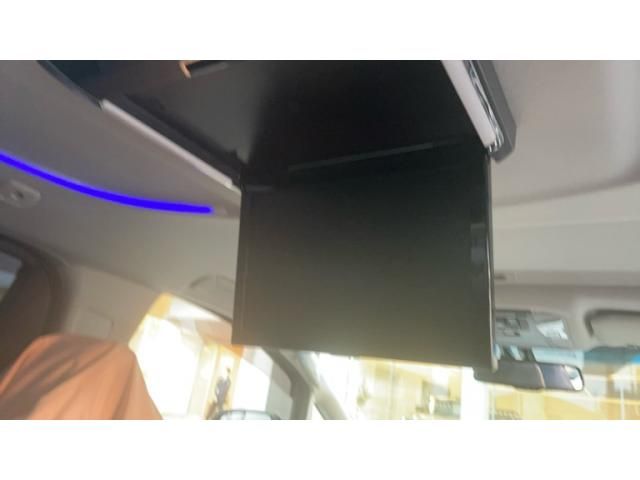TOYOTA VELLFIRE 2017 Image 31