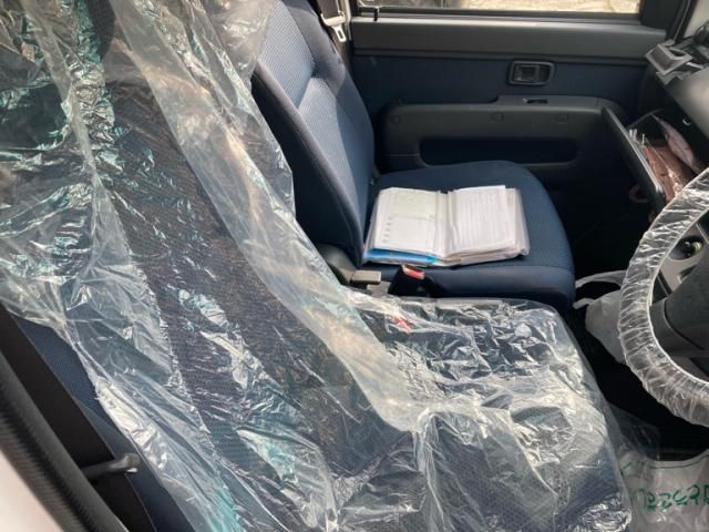 DAIHATSU HIJET CARGO 4WD 2012 Image 31