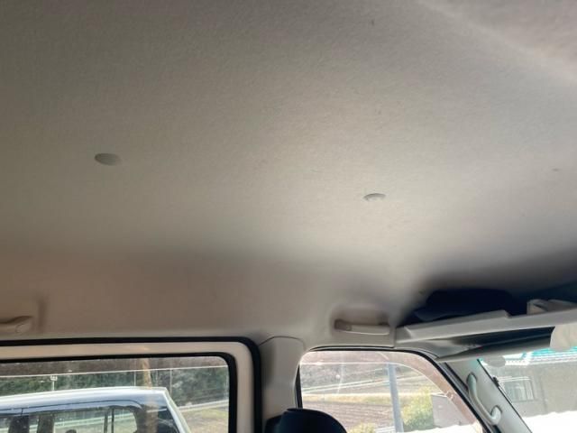 DAIHATSU HIJET CARGO 4WD 2012 Image 31