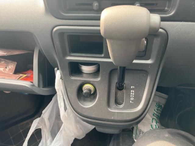 DAIHATSU HIJET CARGO 4WD 2012 Image 31