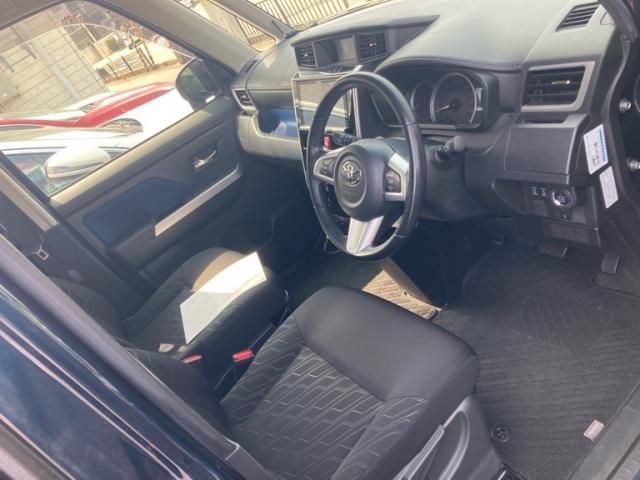 TOYOTA ROOMY 2017 Image 31