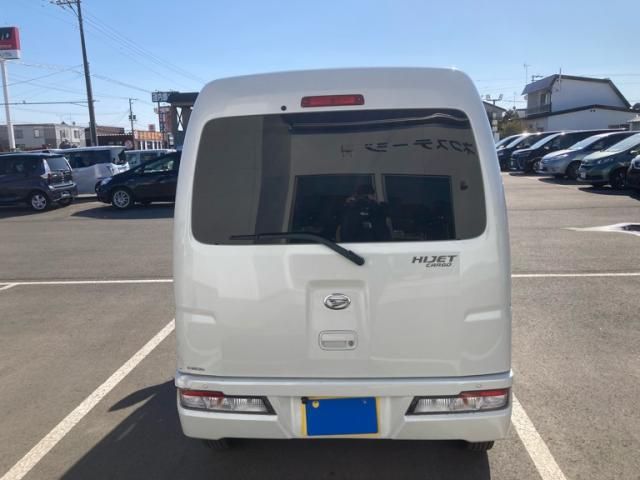 DAIHATSU HIJET CARGO 4WD 2019 Image 31