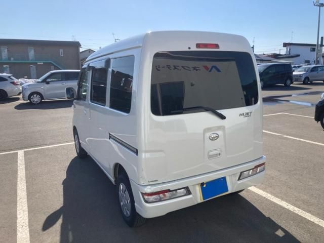 DAIHATSU HIJET CARGO 4WD 2019 Image 31