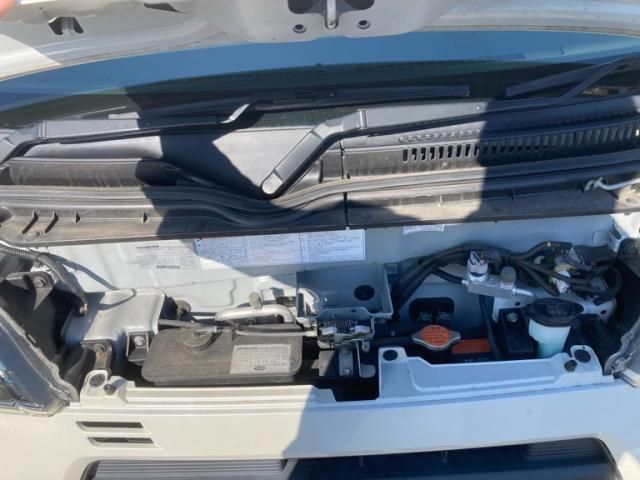 DAIHATSU HIJET CARGO 4WD 2019 Image 31