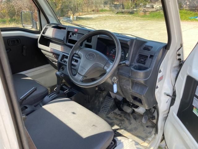 DAIHATSU HIJET TRUCK 2015 Image 31