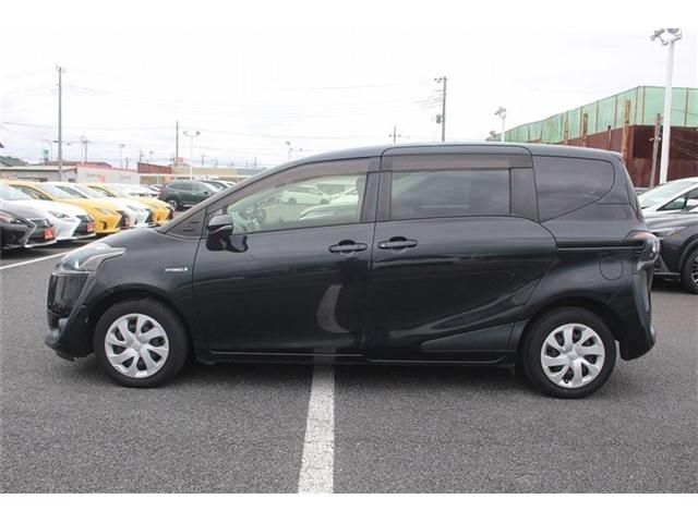 TOYOTA SIENTA HYBRID 2017 Image 31