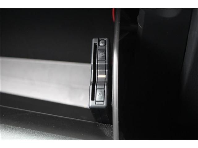 MAZDA CX-8 2023 Image 31