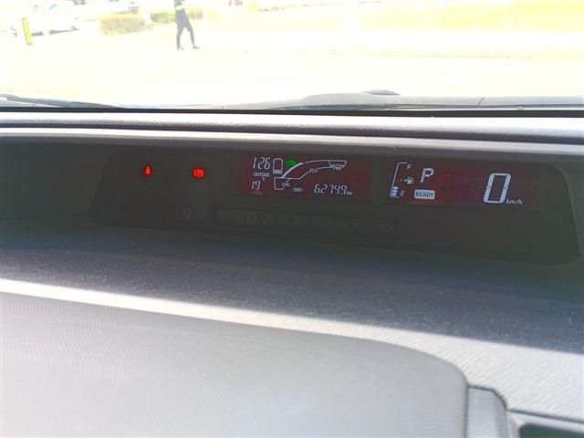 TOYOTA AQUA 2016 Image 31