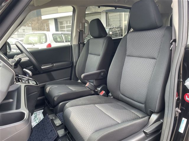 HONDA FREED PLUS HYBRID 4W 2018 Image 31