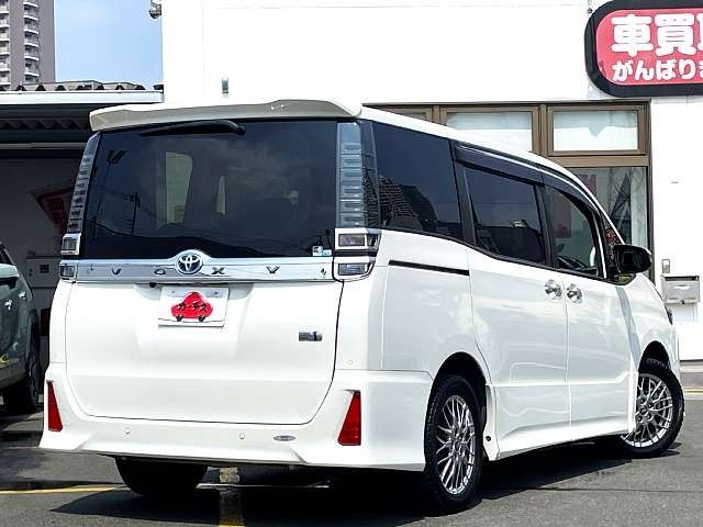 TOYOTA VOXY HYBRID 2021 Image 31