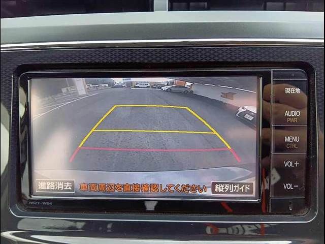 TOYOTA PRIUS ALPHA 2015 Image 31