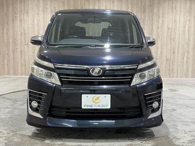 TOYOTA VOXY 2015 Image 31