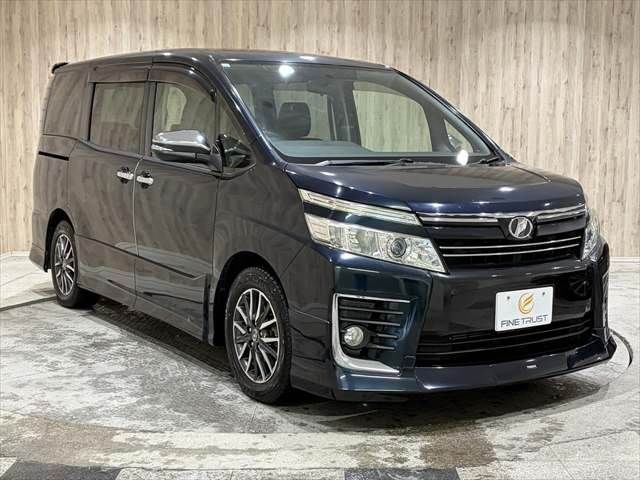 TOYOTA VOXY 2015 Image 31