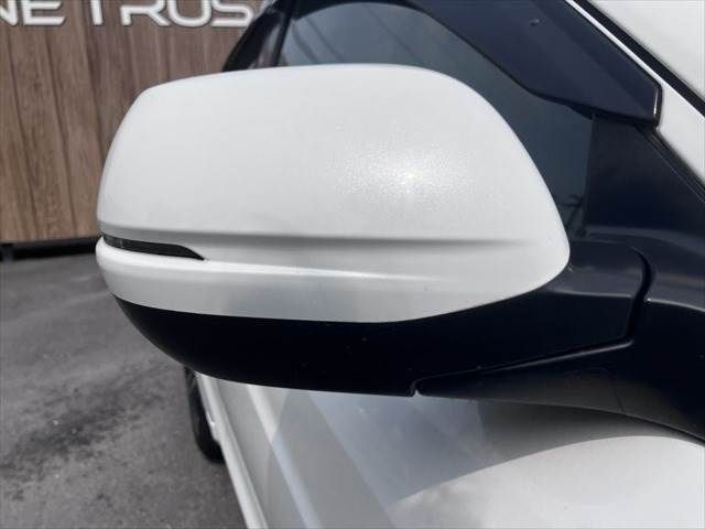 HONDA VEZEL HYBRID 2014 Image 31