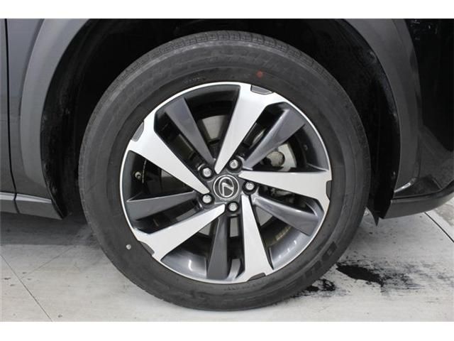 TOYOTA LEXUS NX300H 2018 Image 31