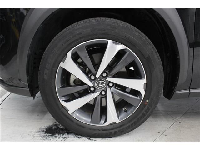 TOYOTA LEXUS NX300H 2018 Image 31