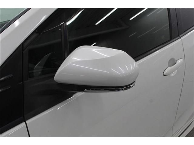 TOYOTA PRIUS 2016 Image 31