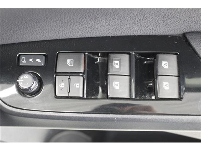 TOYOTA PRIUS 2016 Image 31