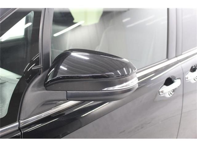 TOYOTA ESQUIRE HYBRID 2017 Image 31