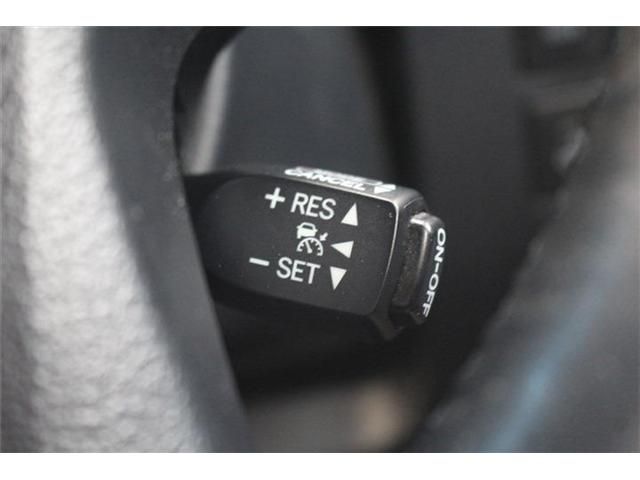 TOYOTA ALPHARD HYBRID 4WD 2015 Image 31