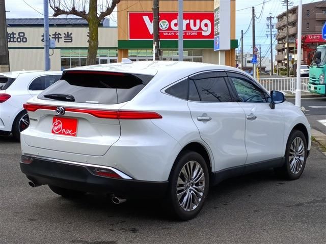 TOYOTA HARRIER 2WD 2023 Image 31