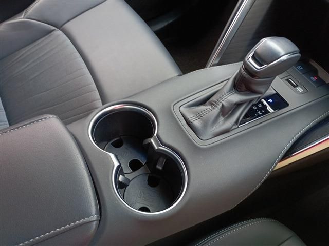 TOYOTA HARRIER 2WD 2023 Image 31