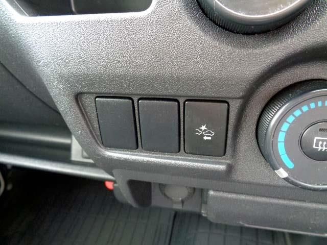 TOYOTA HIACE VAN 2WD 2020 Image 31