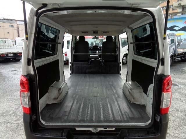 NISSAN NV350 CARAVAN 2017 Image 31