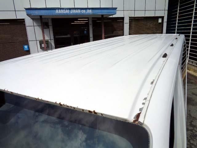 NISSAN NV350 CARAVAN 2017 Image 31