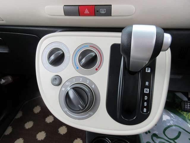 DAIHATSU MIRA COCOA 2015 Image 31