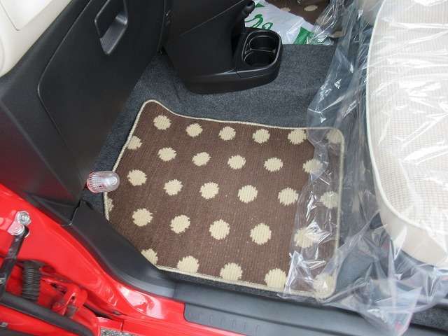 DAIHATSU MIRA COCOA 2015 Image 31