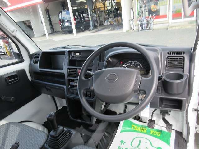 NISSAN NT100 CLIPPER 2017 Image 31