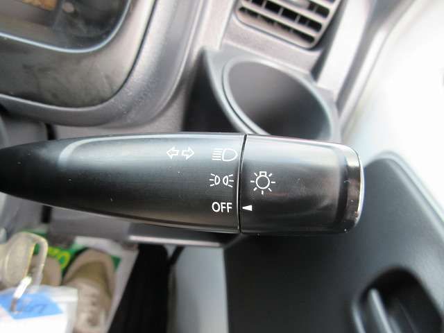 NISSAN NT100 CLIPPER 2017 Image 31