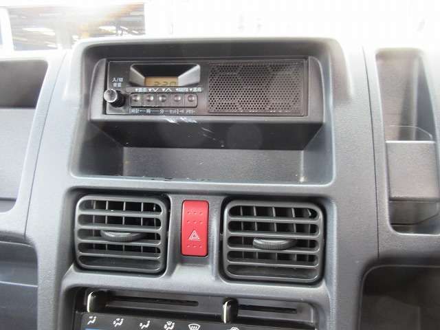 NISSAN NT100 CLIPPER 2017 Image 31