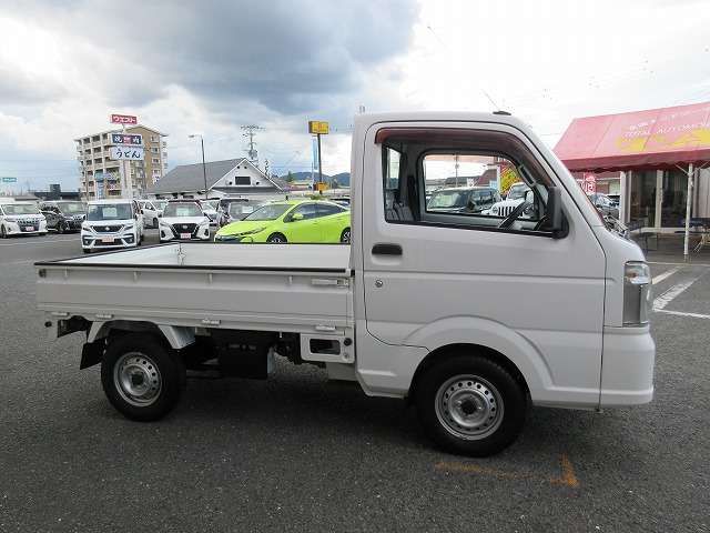 NISSAN NT100 CLIPPER 2017 Image 31