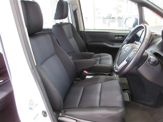 TOYOTA VOXY 2015 Image 31