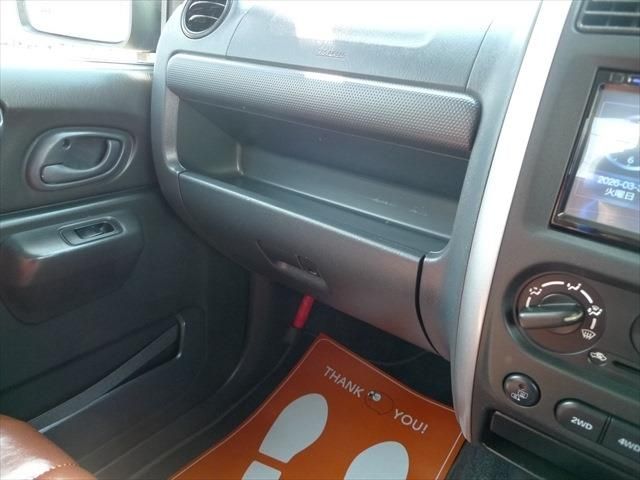 SUZUKI JIMNY 4WD 2005 Image 31