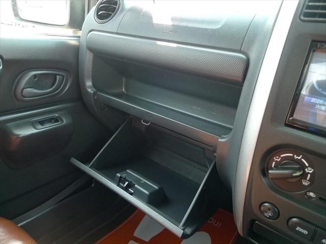 SUZUKI JIMNY 4WD 2005 Image 31