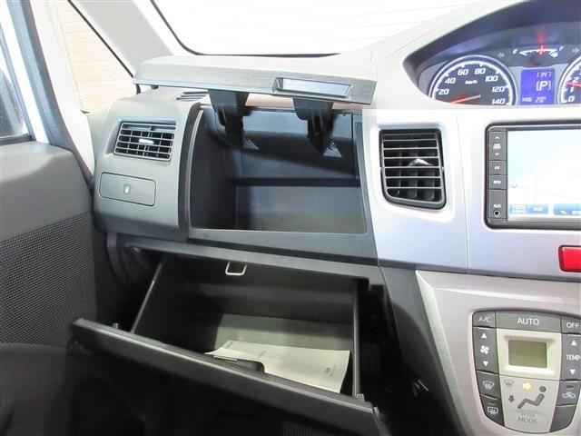 DAIHATSU MOVE CUSTOM 2011 Image 31